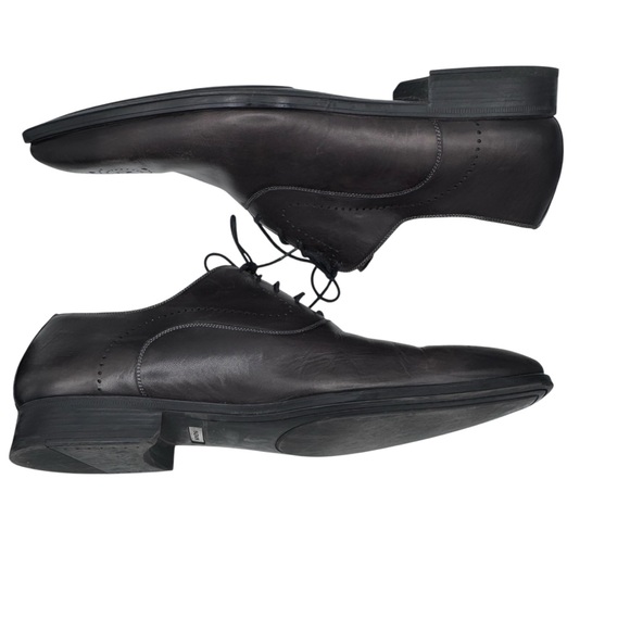 Magnanni Sanchez Men\'s Perforated Toe Black Leather Dress Shoes - Made in Spain main image 13